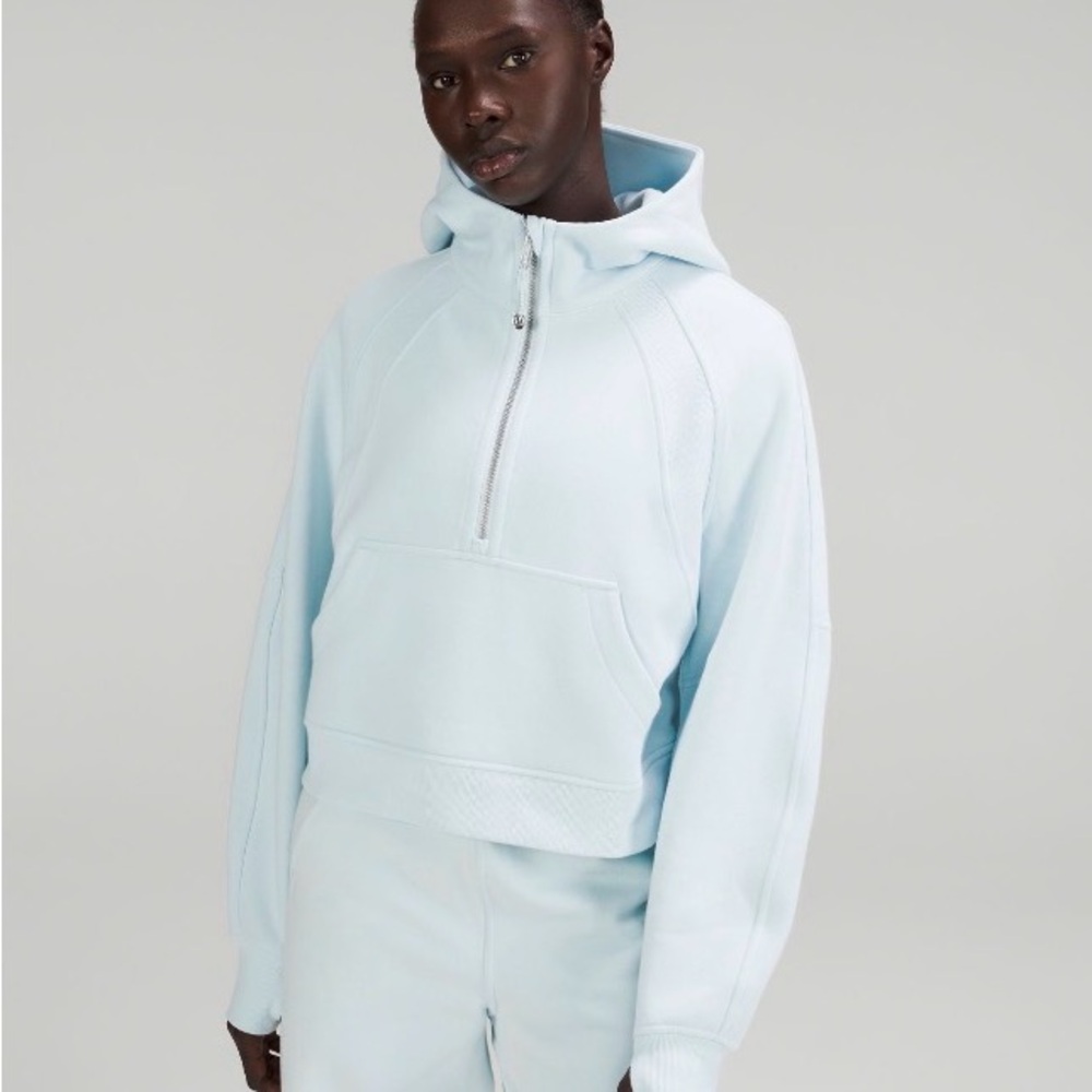 Lululemon powder blue scuba